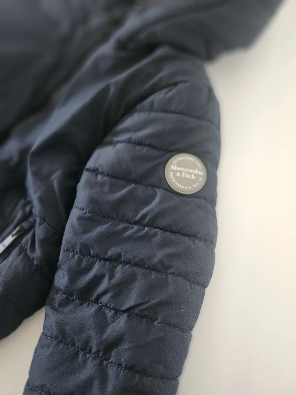abercrombie kids Navy Hooded Puffer Jacket Size 5/6